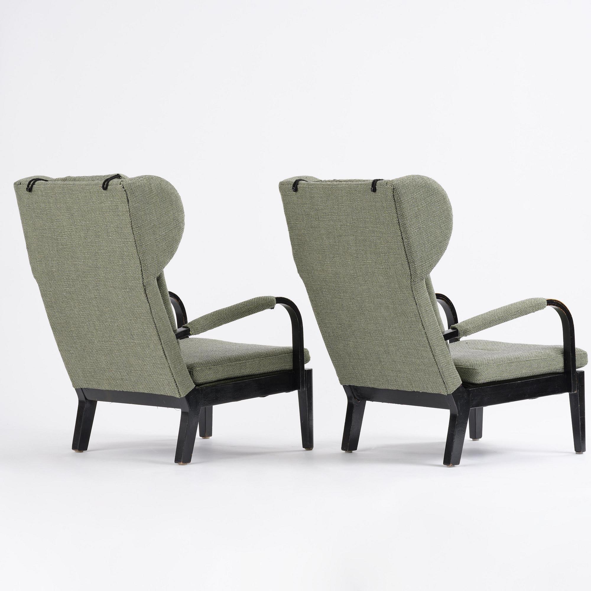 Kooperativa Förbundets Arkitektkontor, a pair of armchairs, executed by Gemla, Diö, 1930s.