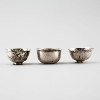 Nils Julihn, Karlshamn bl a, 1700- och 1800-tal, tumlare, 3 st, silver.