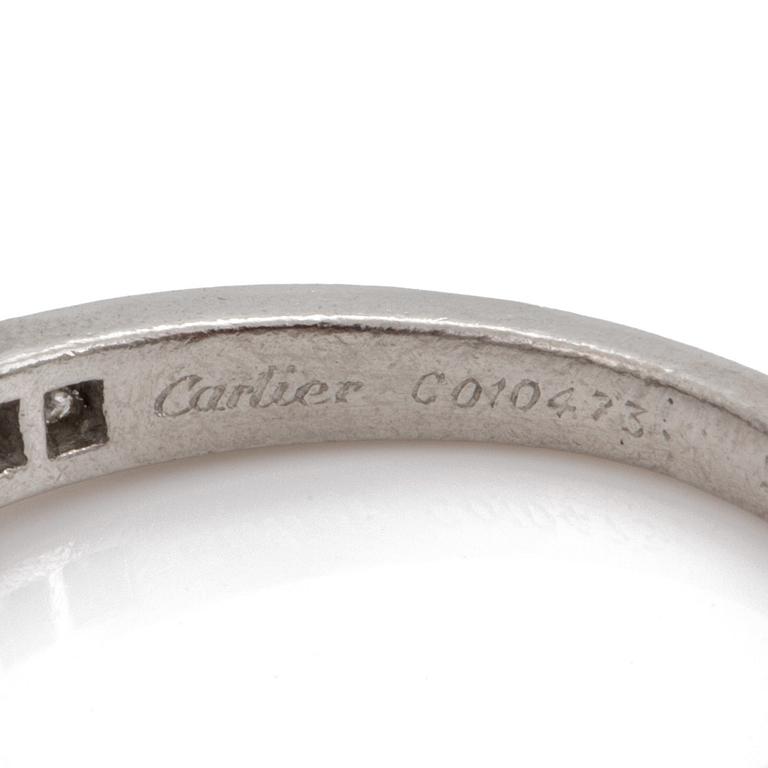 A 0.86 ct brilliant cut diamond ring signed Cartier. Quality H/VS2 according to GIA certificate.