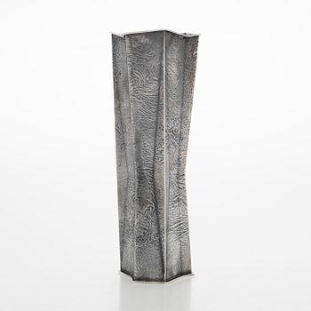 Tapio Wirkkala, a silver vase "TW 226", Kultakeskus, Hämeenlinna 1978.