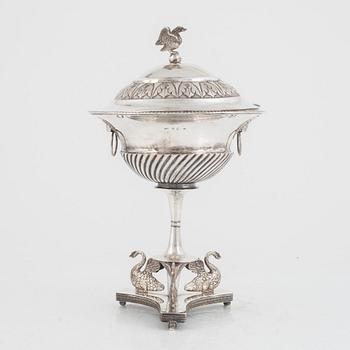 A Swedish silver Empire sugarbowl, mark of Anders Lundqvist, Stockholm 1820.