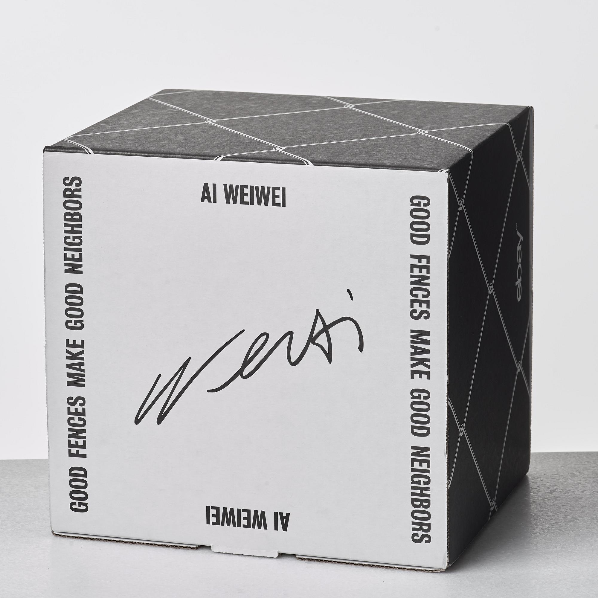 AI WEIWEI, sculpture "Artist's Hand", edition of 1000 from 2017, signed.