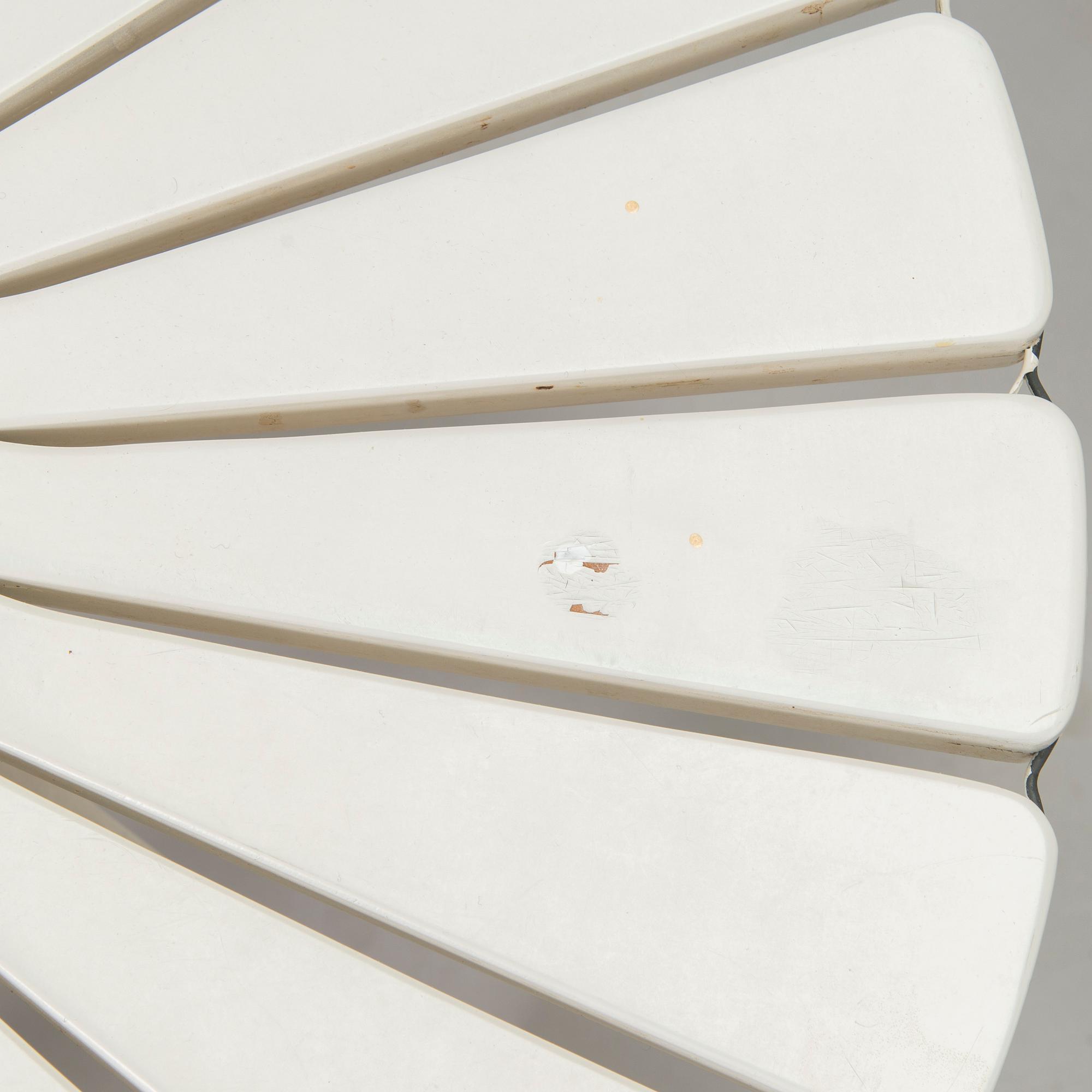 Alvar & Aino Aalto, trädgårdsbord, "Aurinko-serien" för Artek 1960/70-tal.