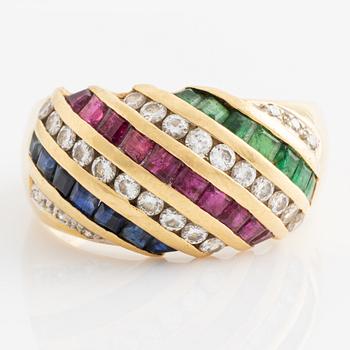 Ring, med briljantslipade diamanter, smaragder, rubiner och safirer.