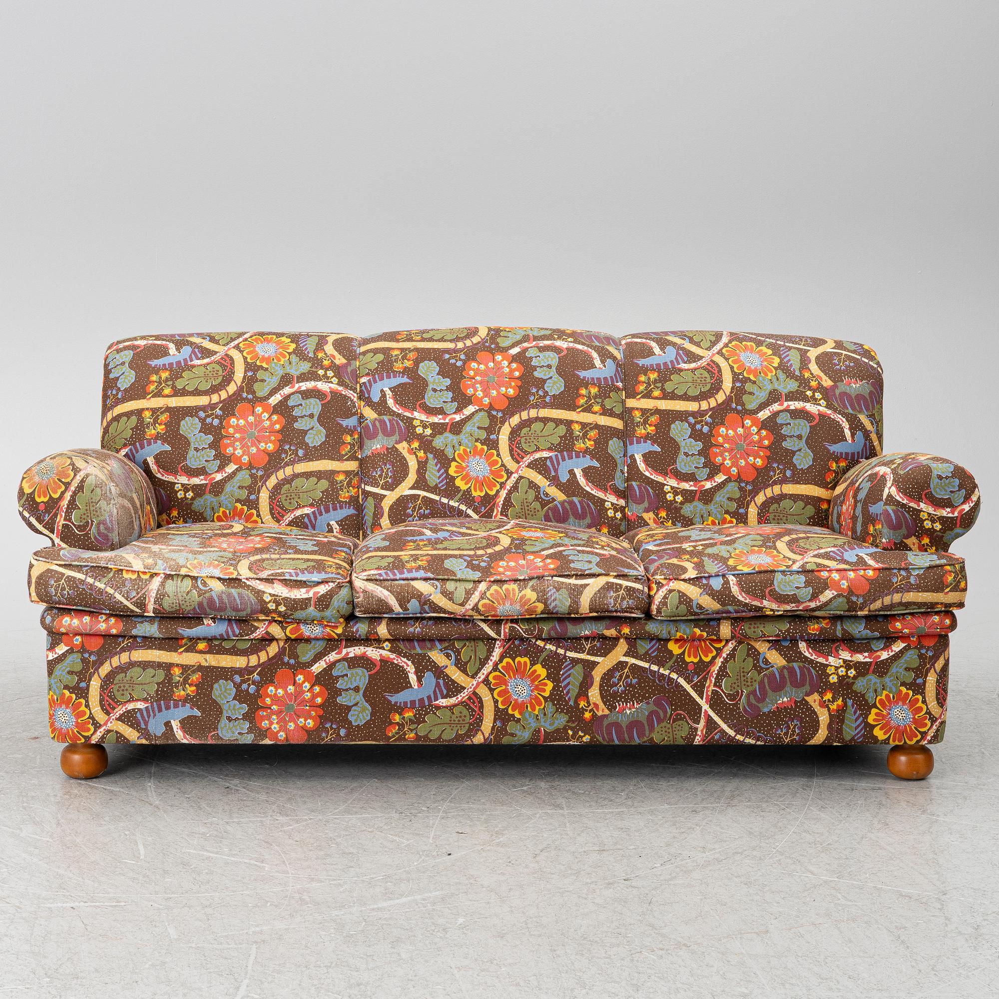 Josef Frank, Soffa, modell 703, Firma Svenskt Tenn.