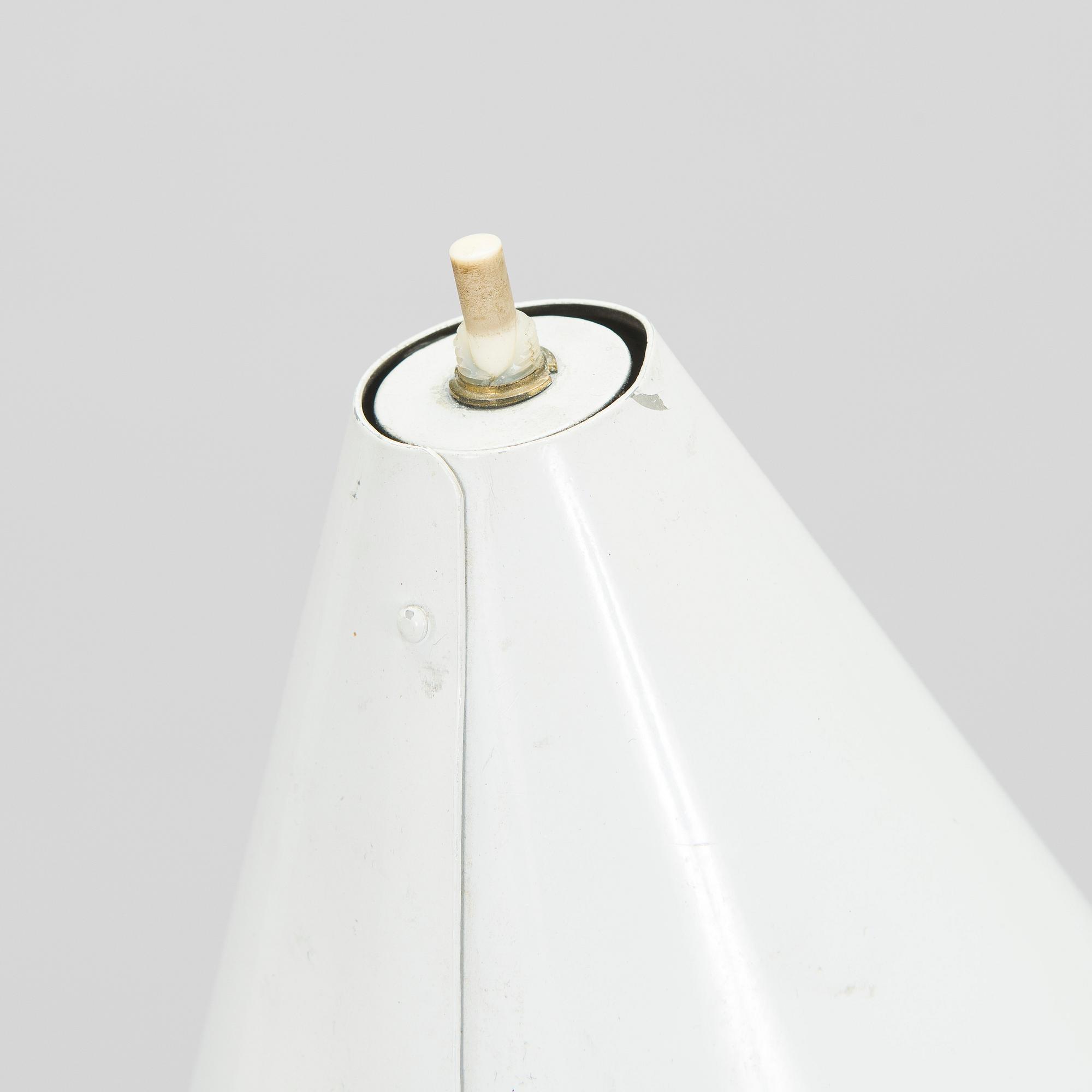 Paavo Tynell, golvlampa, modell K10-10, Idman, 1900-talets mitt.