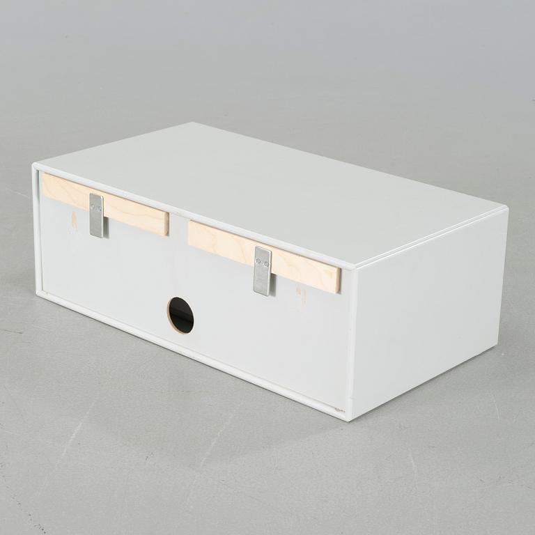 VÄGGSKÅP/MEDIAHYLLA, Montana, Danmark, 2000-tal.