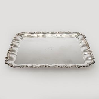 Tarjotin, hopea, Kultakeskus, Hämeenlinna 1970.