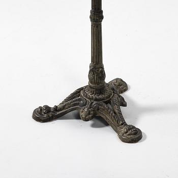 Cafébord/ Trädgårdsbord, 1900-tal.