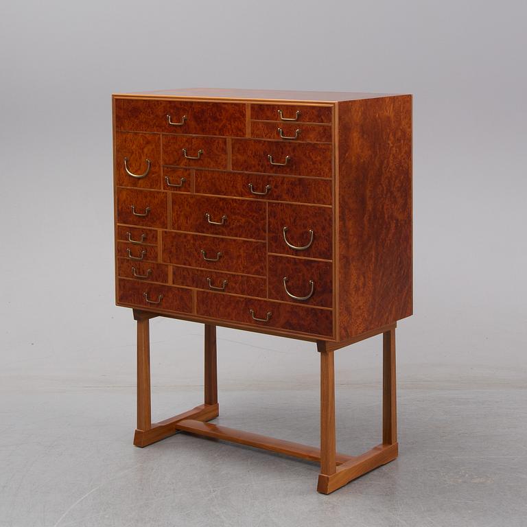 Josef Frank, a 'Nationalmuseiskåpet' cabinet, circa 1990.