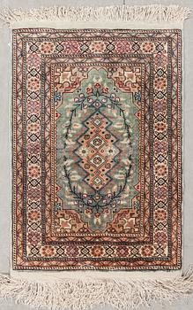 MATTA, Turkiet, silke, 1900-talets slut, ca 57 x 40 cm.