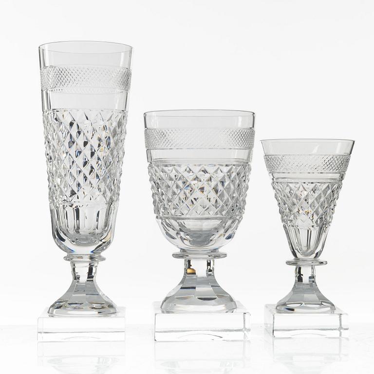 Elis Bergh, glasservis, 48 delar, "Kent", Kosta, 1900-talets andra hälft.