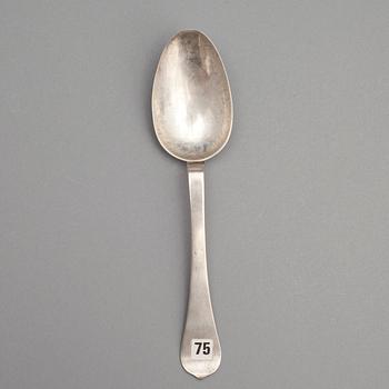 RÅTTSVANSSKED, silver, Johan Dragman, verksam i Arboga 1701-1746. Vikt ca 48 gram.