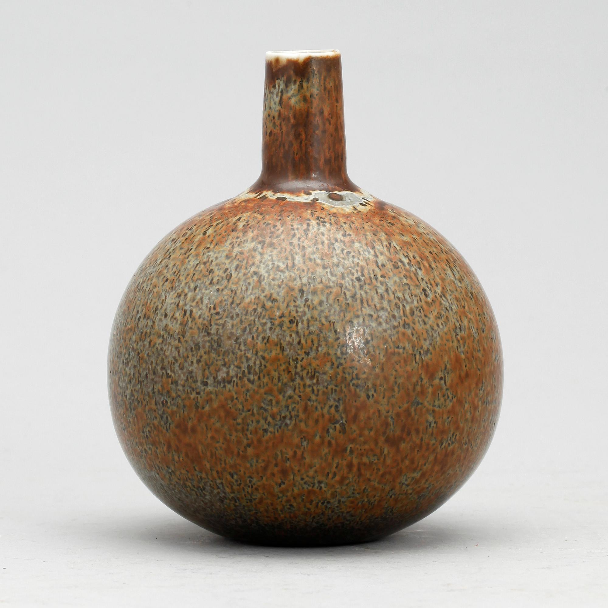 VAS, porslin, Carl Harry Stålhane, Rörstrand, 1900-talets andra hälft.