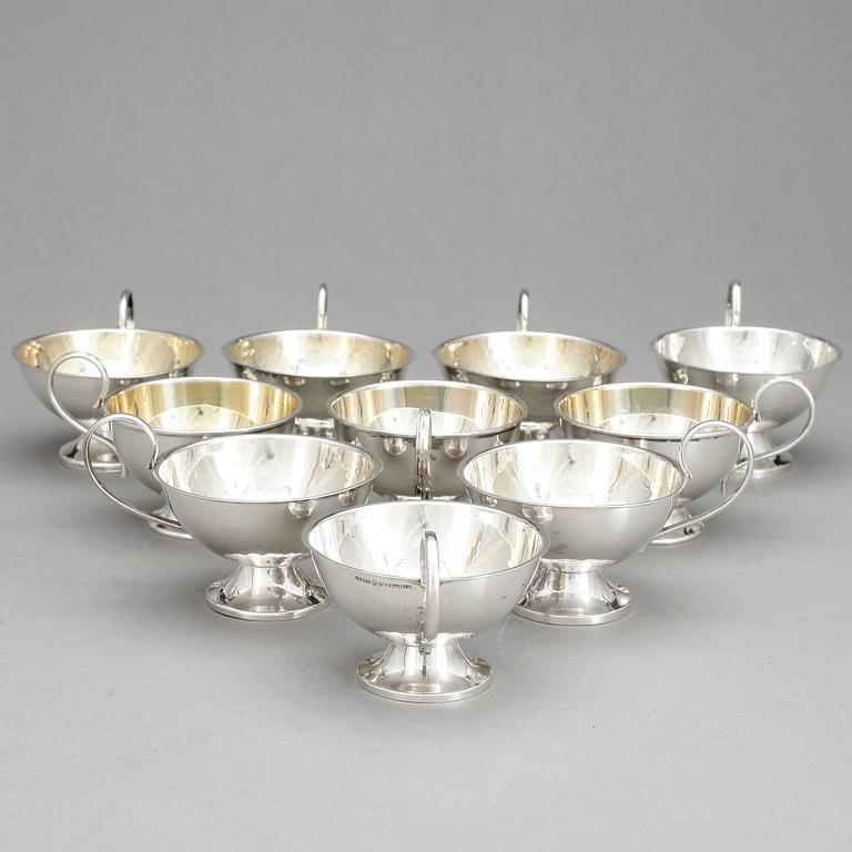 PUNSCHKOPPAR, 10 st, snarlika, flertalet märkta K&EC, 1969 och 1974, vikt ca 332 g.