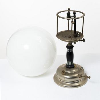 Bordsfotogenlampa, modell 1025, Primus.