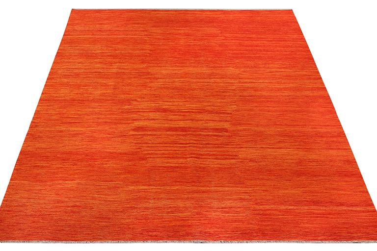 A Kilim carpet. c 298 x 207 cm.
