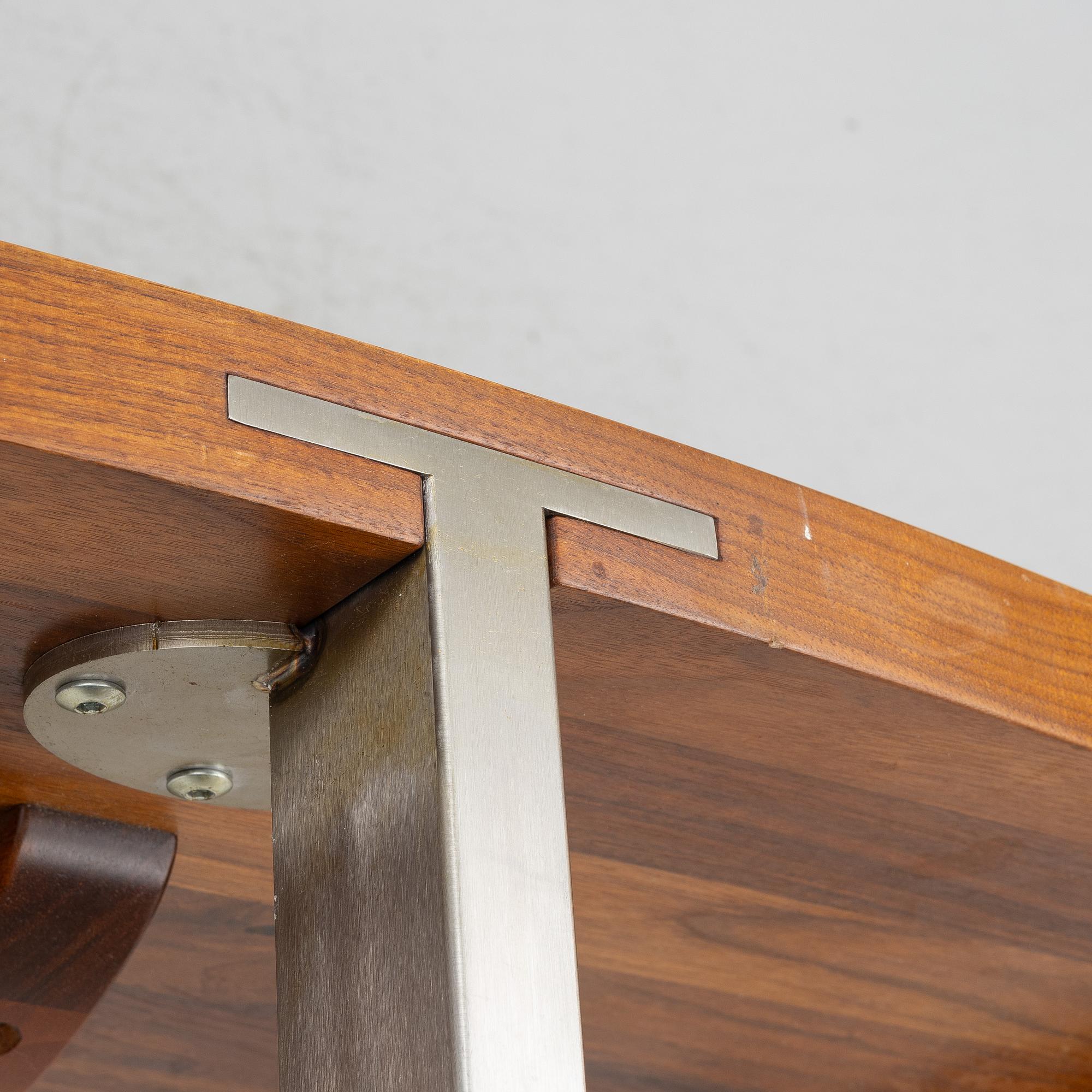 Nissen & Gehl, matbord, Naver Collection/Gramrode Möbelfabrik, Danmark, 2004.