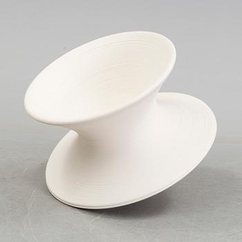 A 21th century chair by Thomas Heatherwick "Spun Chair", Magis.