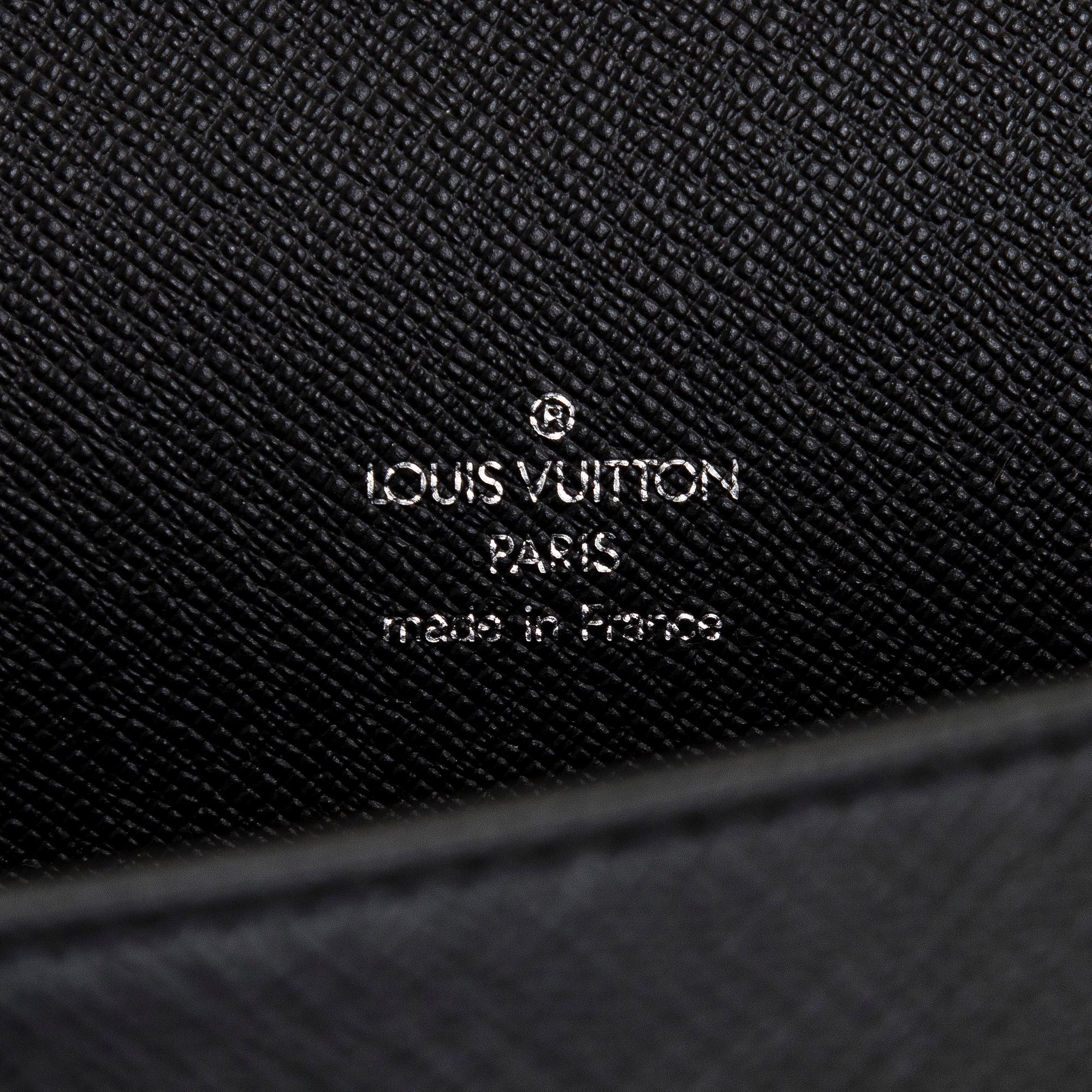 Louis Vuitton, portfölj, "Taiga Porte-Document Angara".