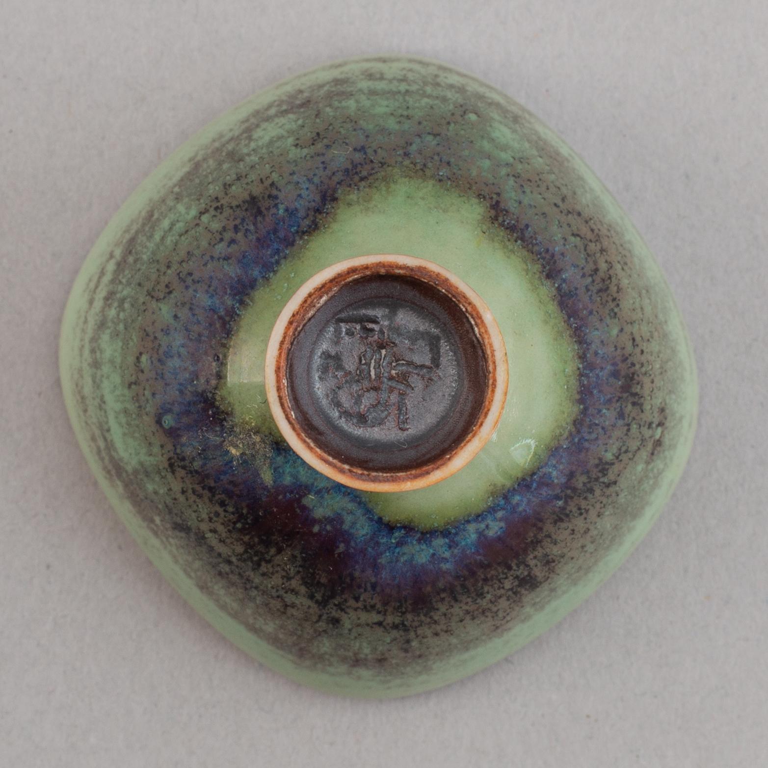 Berndt Friberg, miniatyrvaser, 3 st och skålar, 2 st, Gustavsbergs studio, 1900-talets mitt.