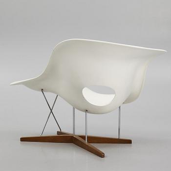 Charles & Ray Eames, lounge chair, "La Chaise", Vitra 2003.