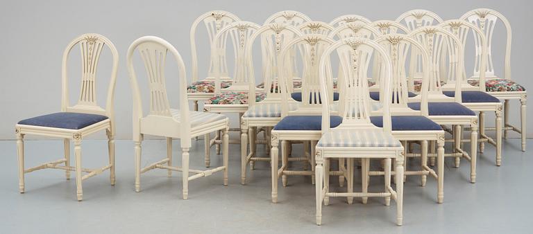 STOLAR, 17 st snarlika, gustaviansk stil, 1900-talets andra hälft.