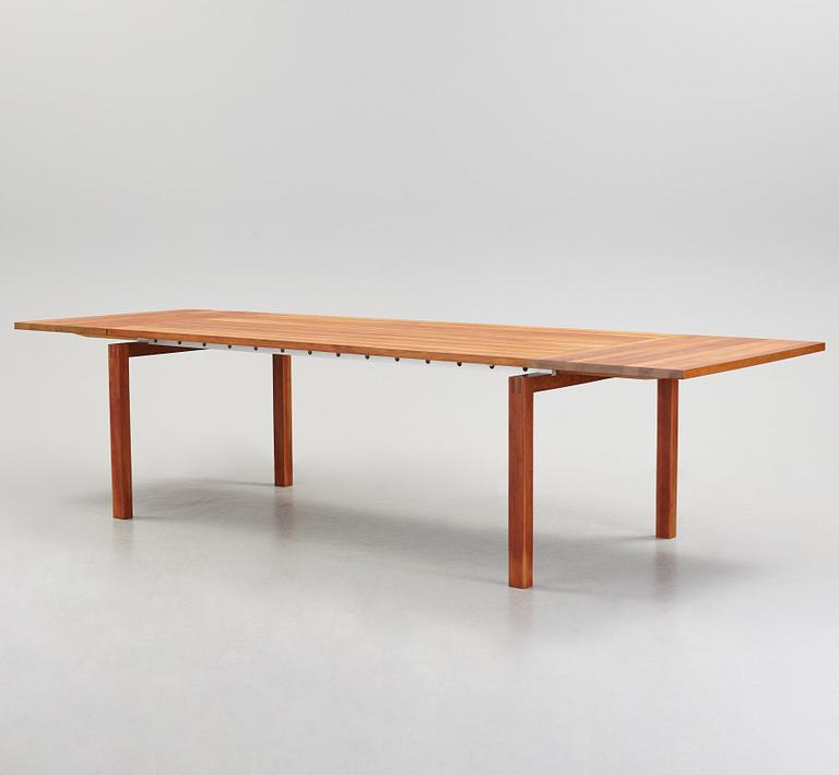 A 'Straight' dining table by Christina Strand and Niels Hvass by Carl Hansen, Tranekær Furniture AS, Denmark.