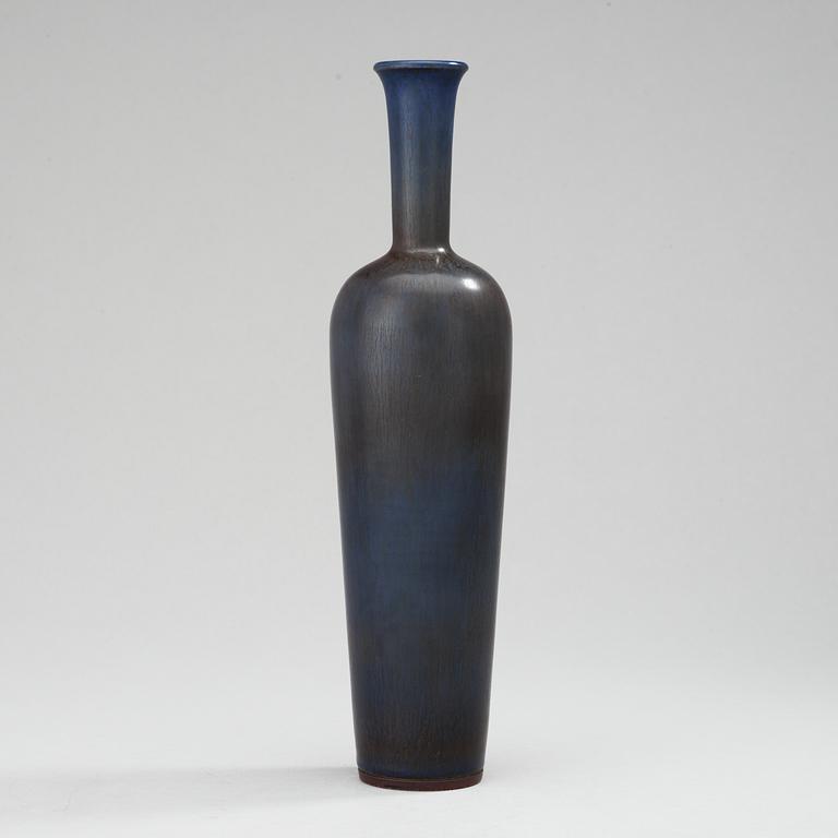 A Berndt Friberg stoneware vase, Gustavsberg Studio 1960.