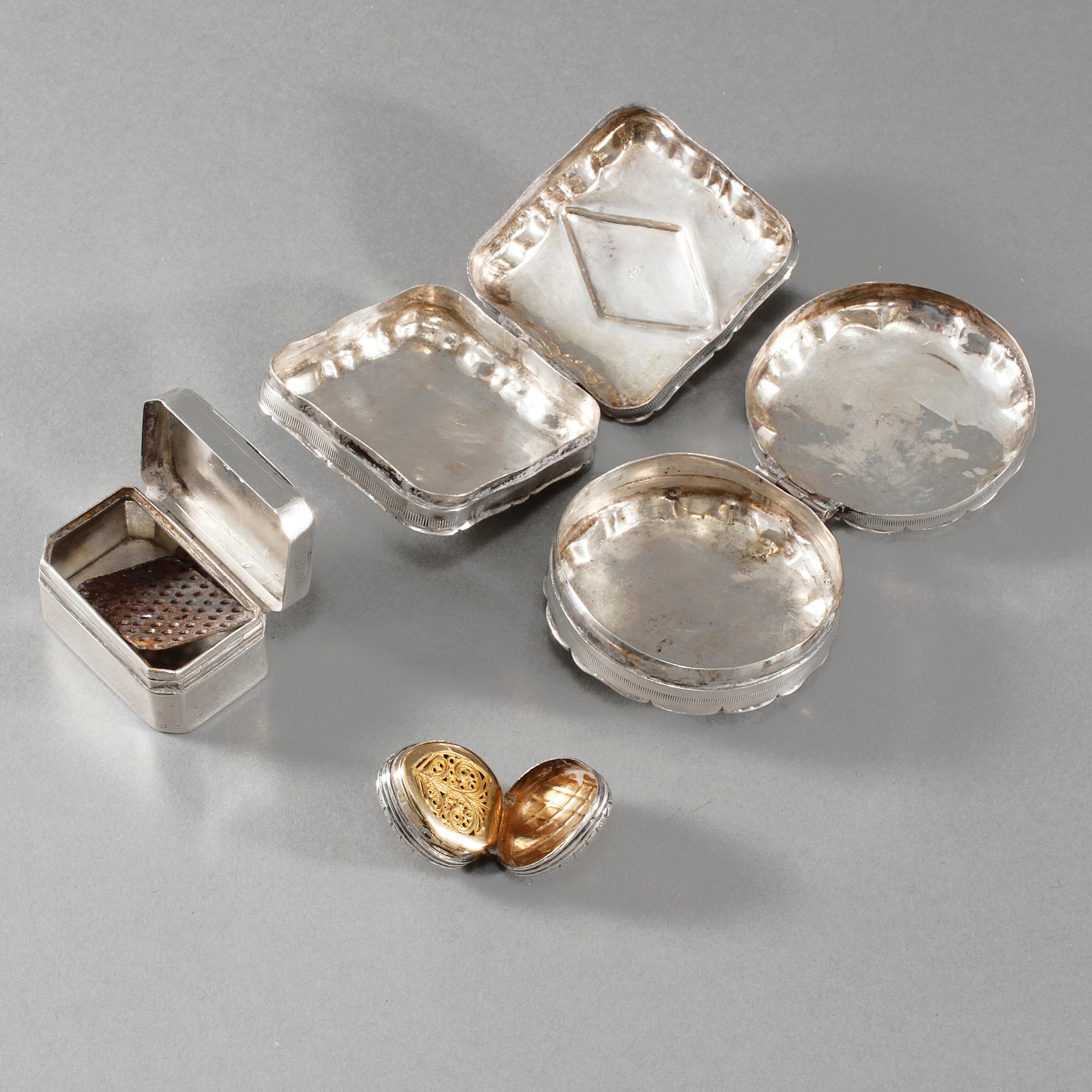 DOSOR, 4 st, silver, bl a Birmingham, 1798. Vikt 94 g.