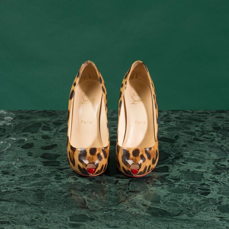 A pair of shoes by CHRISTIAN LOUBOUTIN, in size 37.