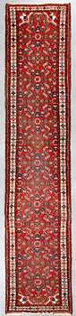 GALLERIMATTA, Hamadan, ca 356x76 cm.