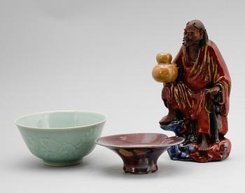 PORSLINSFÖREMÅL, 3 del, orientaliska, 1900-tal.