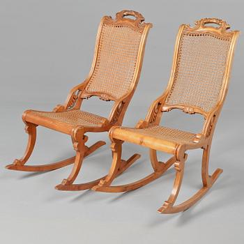 GUNGSTOLAR, ett par, biedermeier/nyrokoko, 1800-talets andra hälft.