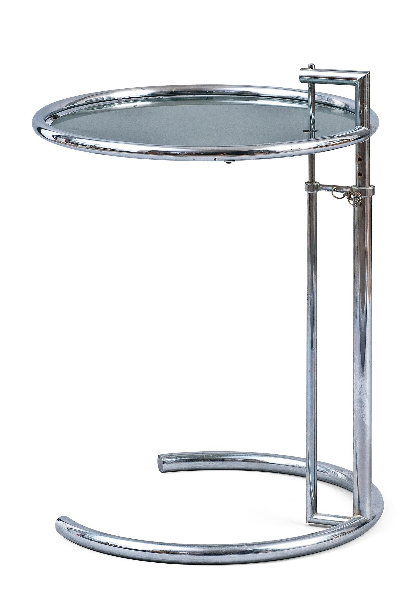 Eileen Gray Efter, HJÄLPBORD.