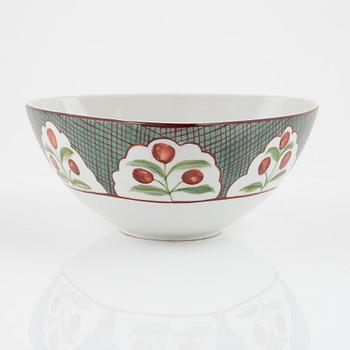 A porcelain bowl with hand painted decor from Arabia.