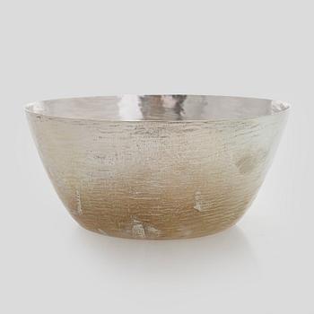 Tapio Wirkkala, A silver bowl, Kultakeskus Hämeenlinna 1979.