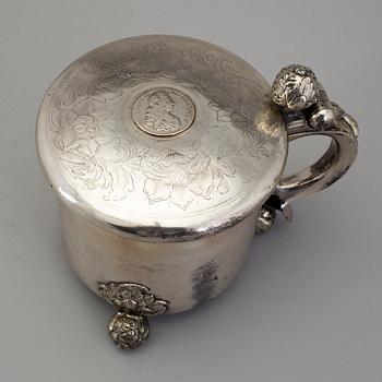 A Swedish 17th century parcel-gilt tankard, mark of Henrik Reimers, Norrkoping (1684-1693).