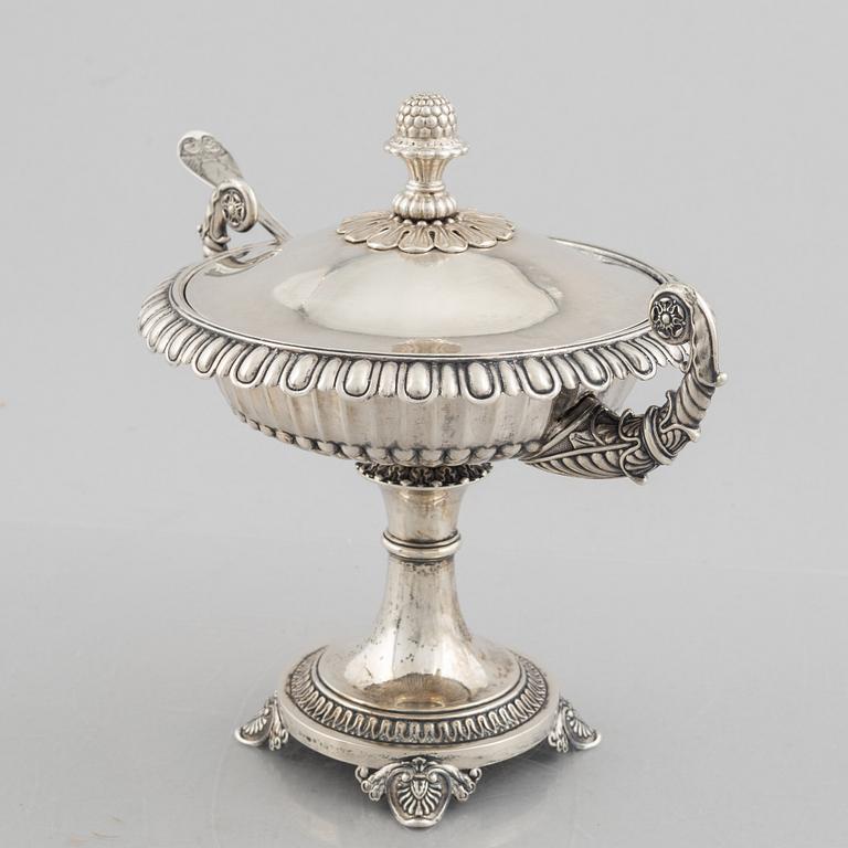 A Swedish silver sugarbowl, marks of Adolf Zethelius, Stockholm 1834.
