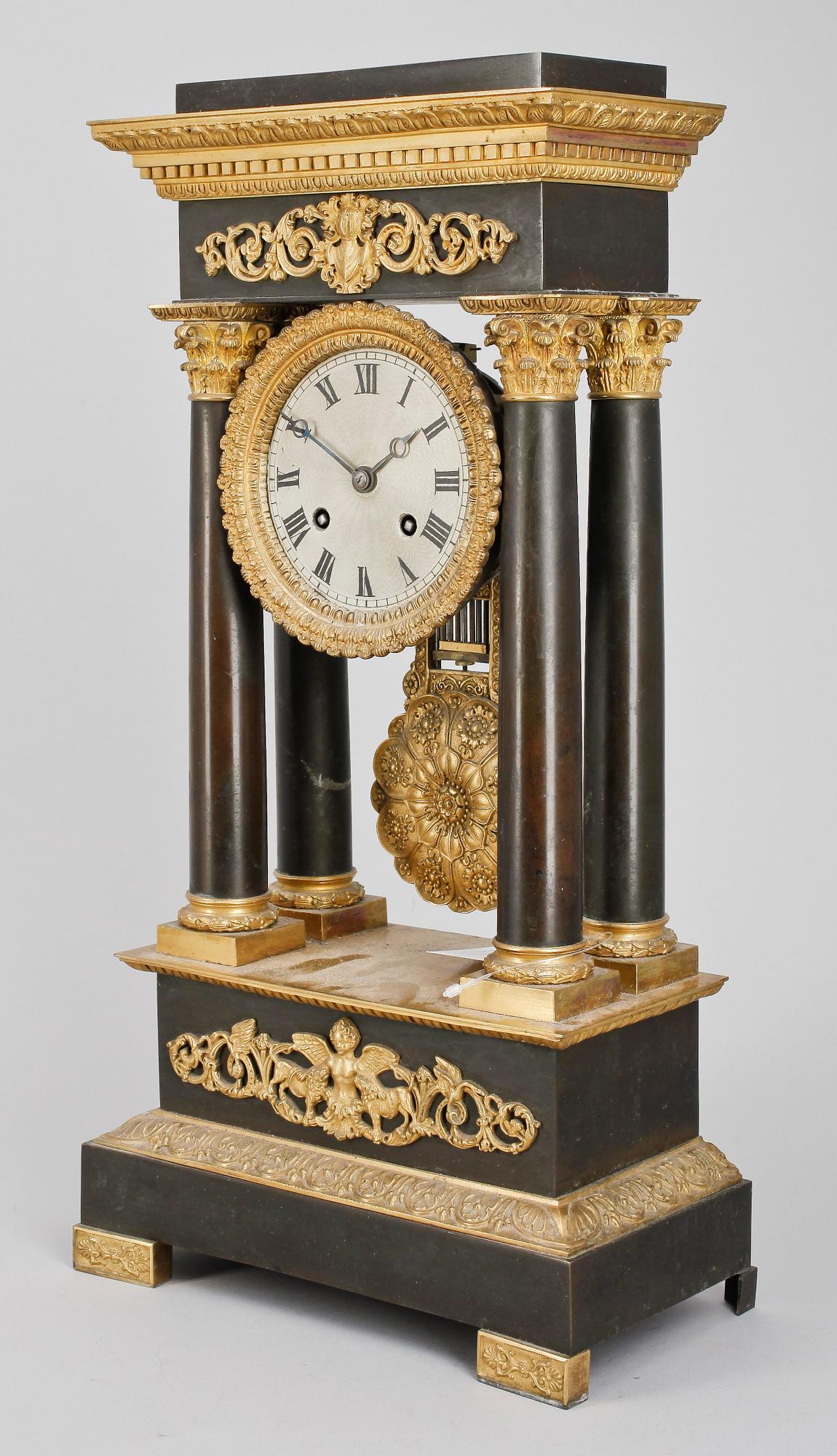 BORDSPENDYL, empire, Österrike-Ungern, 1800-tal.