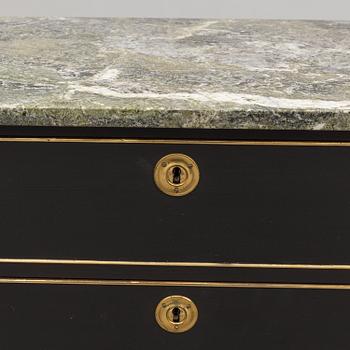 A second half of the 20th century Gustavian style chest of drawers.