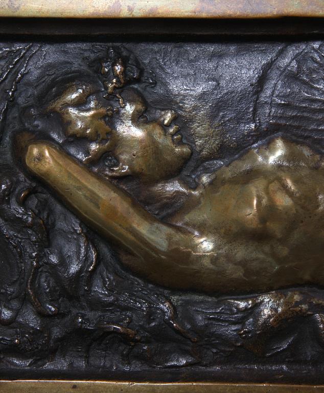 VÄGGRELIEF, gulmetall, jugend, omkring sekelskiftet 1900.