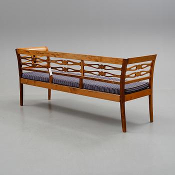 SOFFA, Karl-Johan, 1800-talets första hälft.