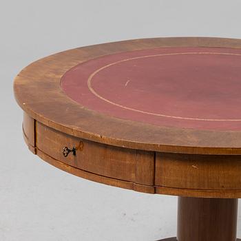 Carousel table, 19th century.
