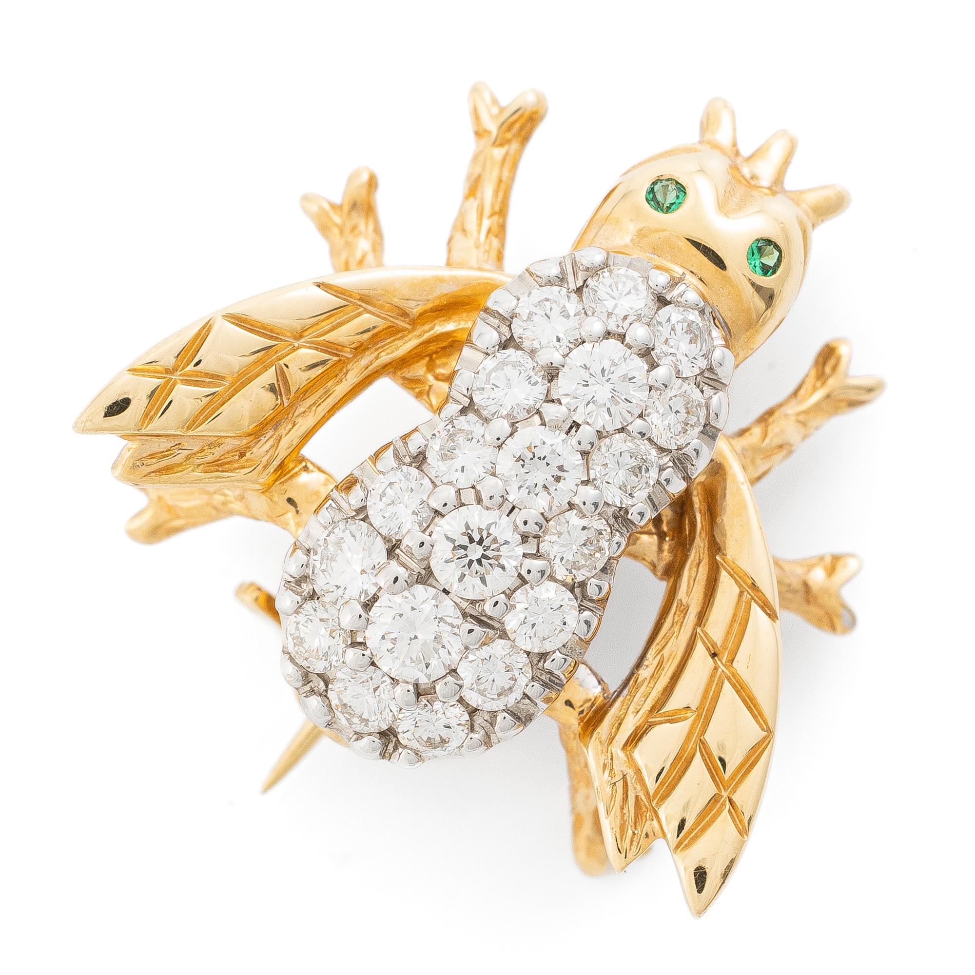 Brosch, i form av bi, Mary Kay, 18K guld med briljantslipade diamanter.