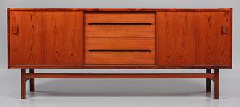 SIDEBOARD, "Arild", Nils Jonsson för Troeds, Bjärnum, 1960-tal.