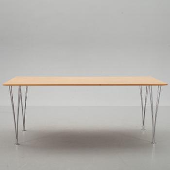 BORD,  Bruno Mathsson International, Värnamo. Bruno Mathsson och Piet Hein för Fritz Hansen.