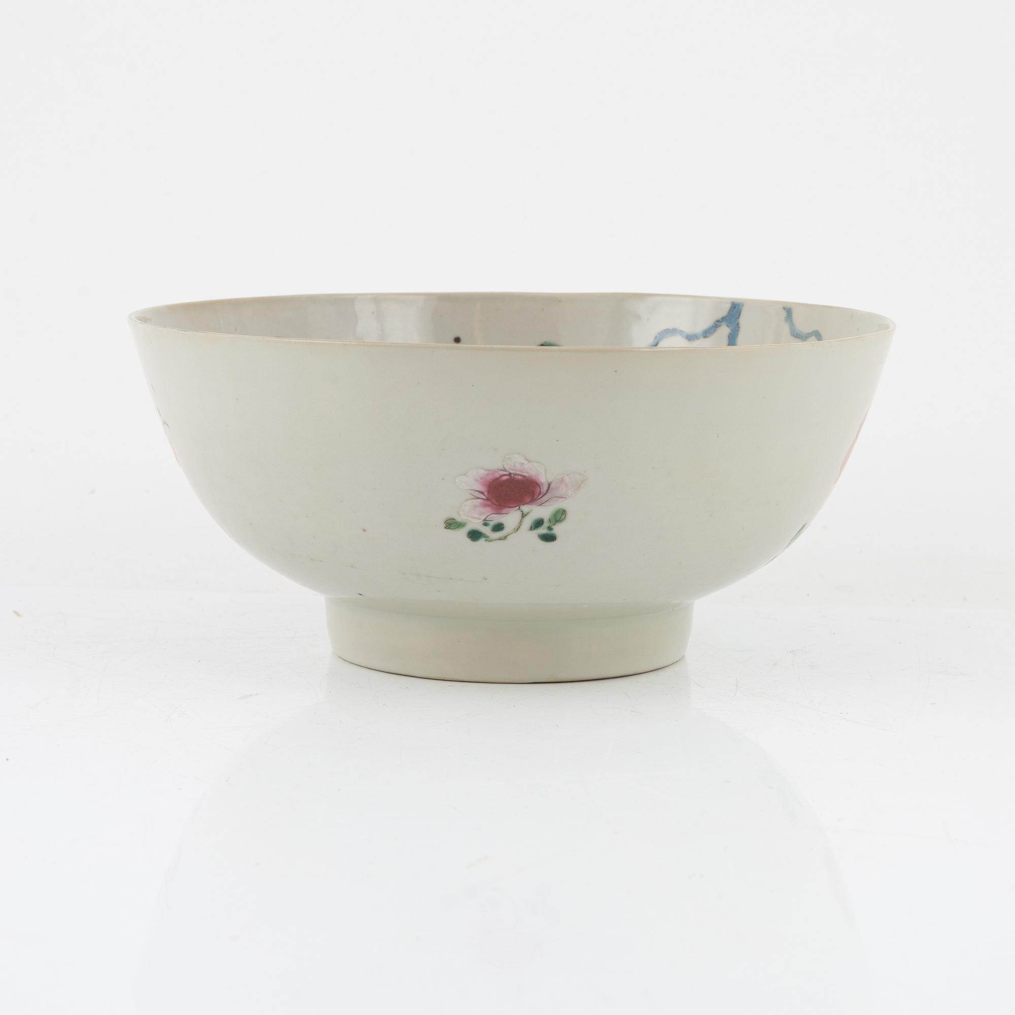 A Chinese Famille Rose Bowl,  Qing Dynasty, Qianlong (1736-95).