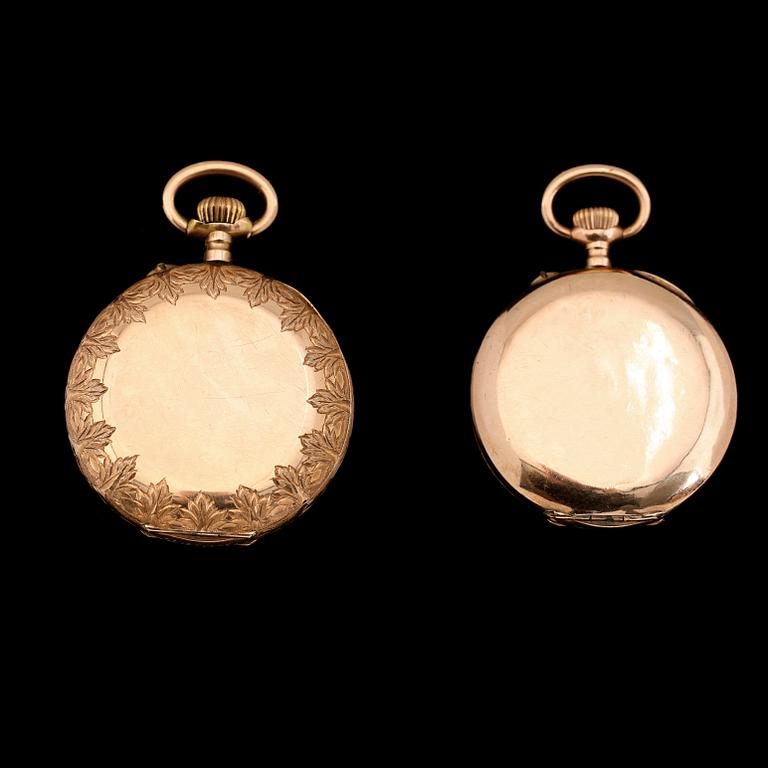 FICKUR, 2 st, 14K guld, 1900-talets första hälft. Total vikt inklusive urverk ca 58 g.