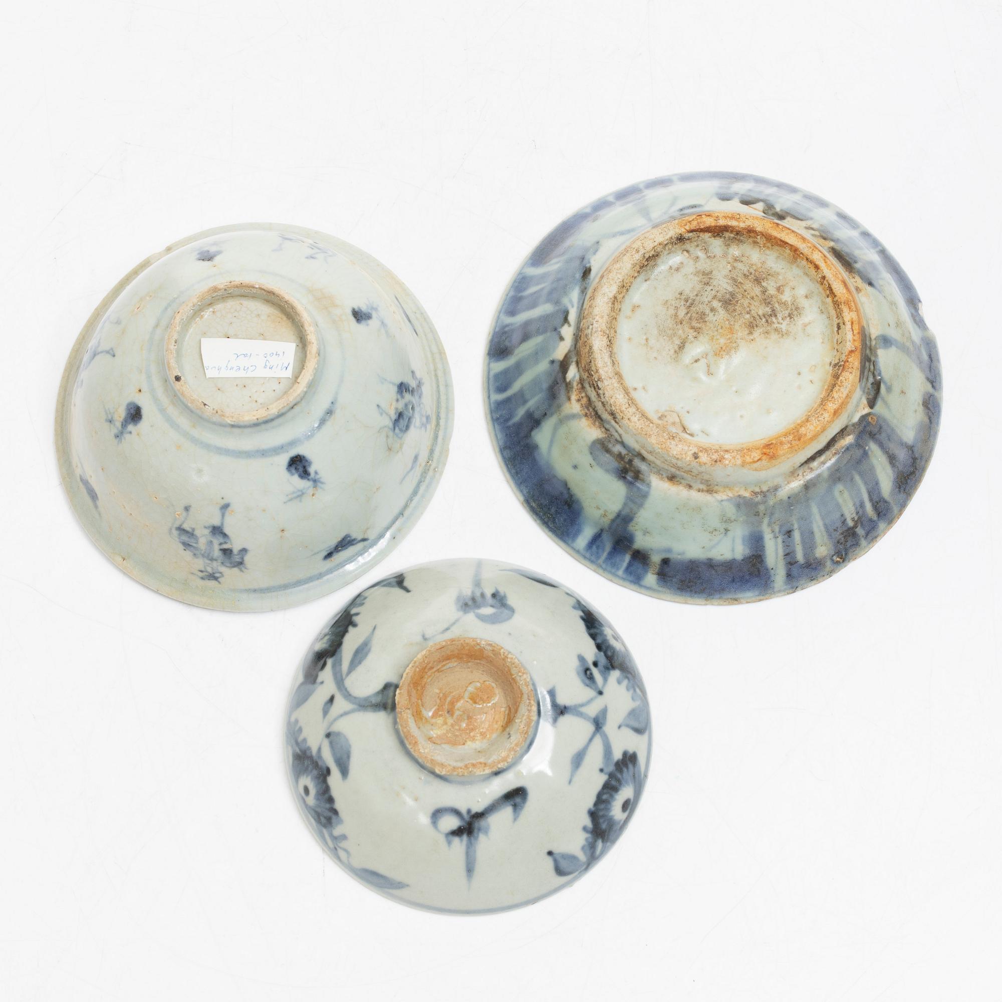 Three blue and white porcelain bowls, China, Ming dynasty (1368-1644).